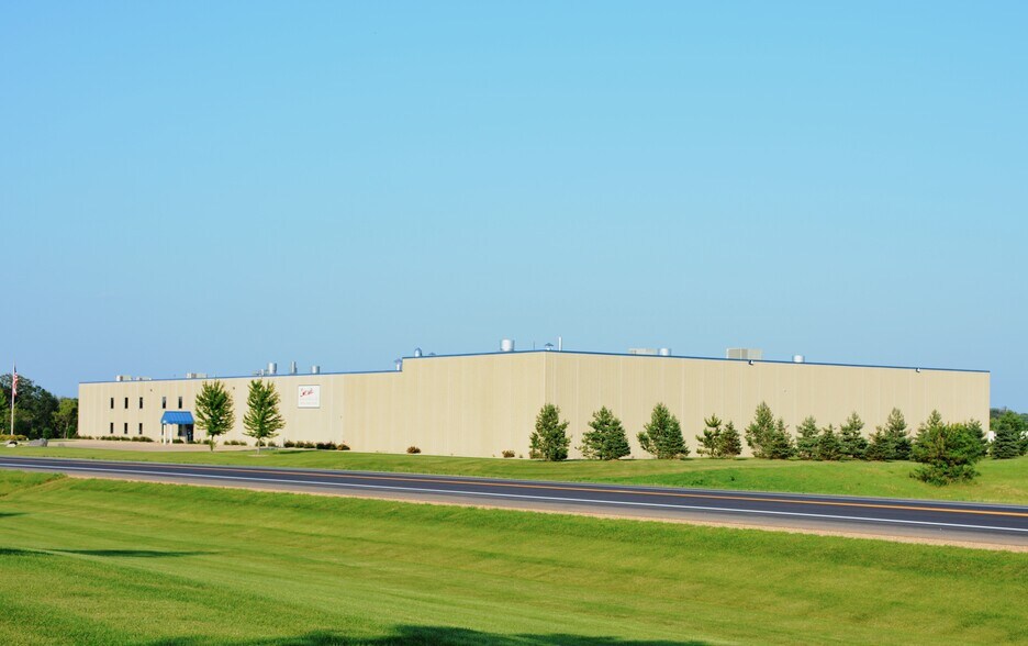 2611 County Road 45 SW, Alexandria, MN à vendre - Photo principale – Image 2 sur 87