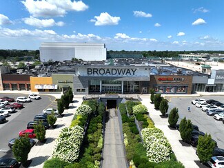 Plus de détails pour 358 Broadway Mall, Hicksville, NY - Local commercial à louer