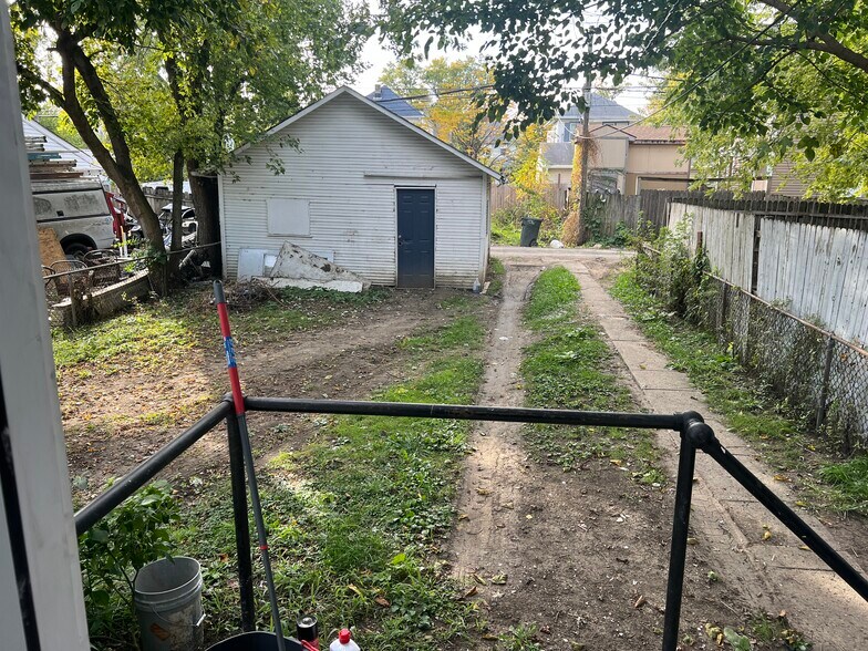 317 S Warren Ave, Columbus, OH à vendre - Photo de l’immeuble – Image 2 sur 2