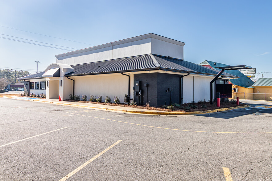 2057 E Madison Ave, Bastrop, LA à vendre - Photo de l’immeuble – Image 3 sur 19