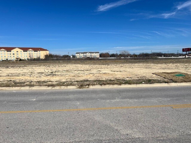 301 Lowes Blvd, Killeen, TX à vendre Autre– Image 1 sur 3