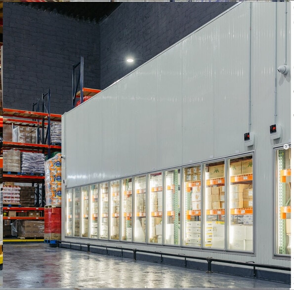 9213 183rd St, Hollis, NY à vendre - Photo de l’immeuble – Image 2 sur 16