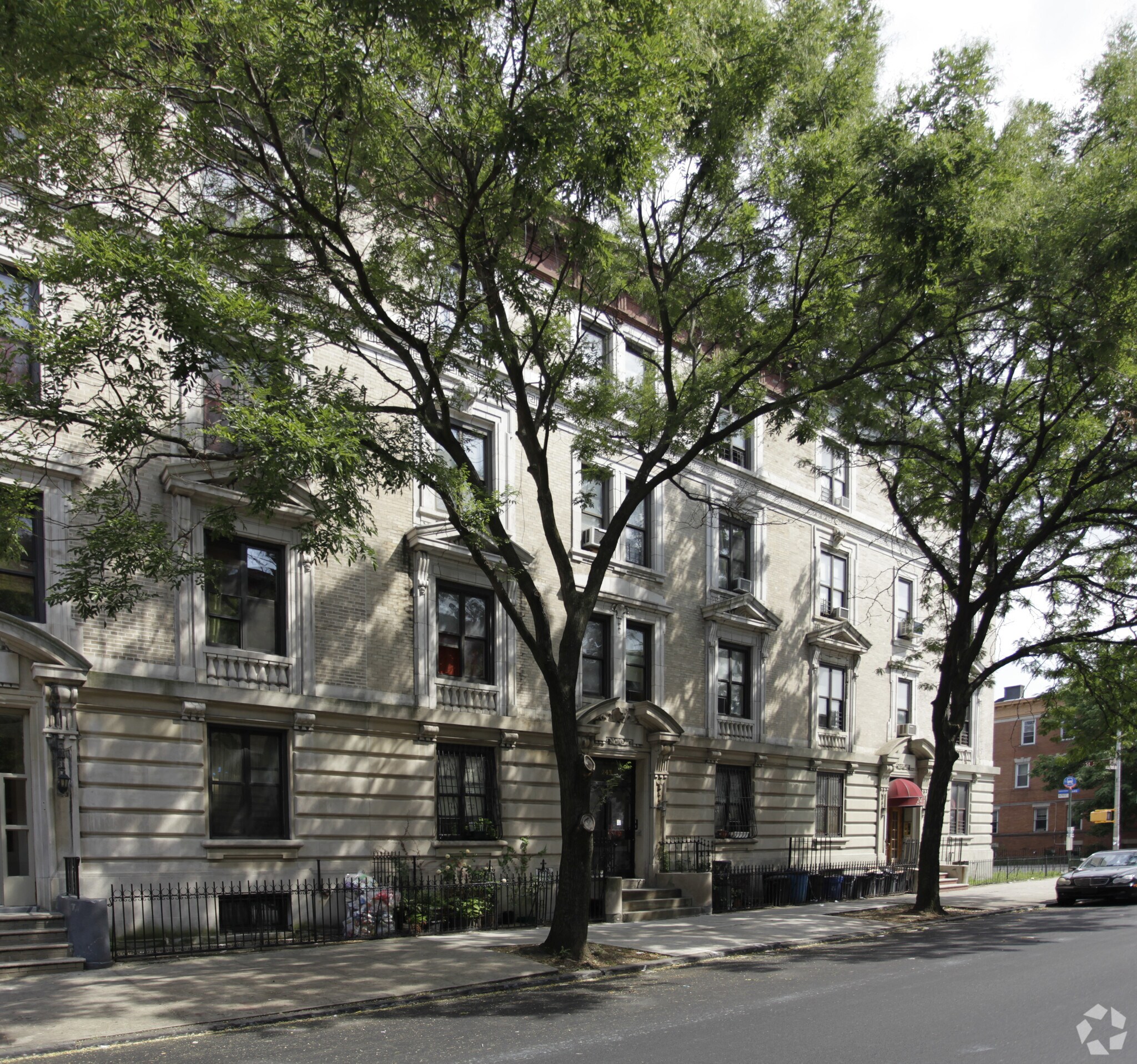 243 New York Ave, Brooklyn, NY à vendre Photo principale– Image 1 sur 7