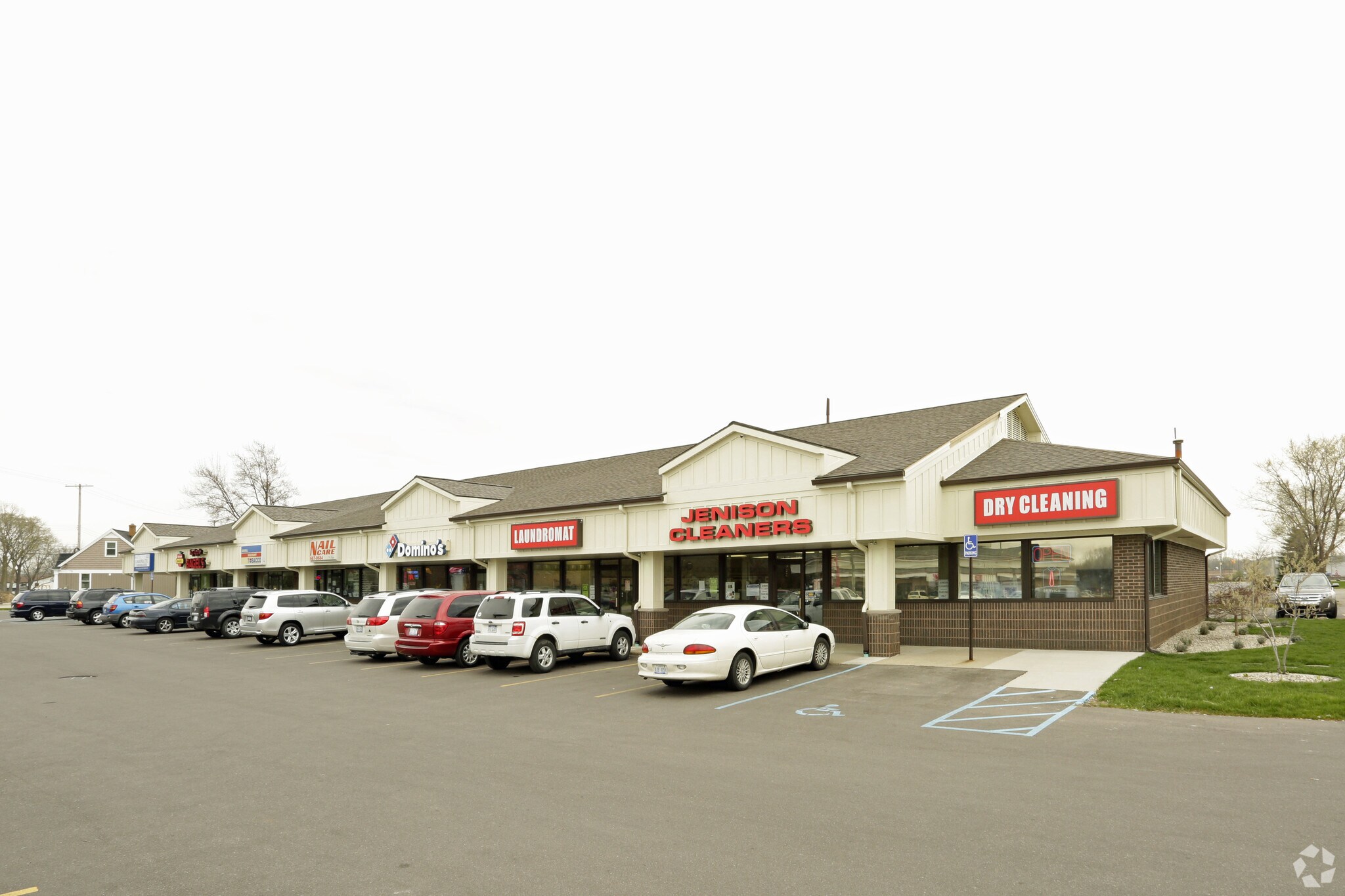 302-316 Baldwin St, Jenison, MI à louer Photo principale– Image 1 sur 7