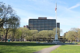 Plus de détails pour 900 Chapel St, New Haven, CT - Bureau à louer
