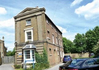 Plus de détails pour 15 Thorne Close, Londres - Santé à vendre