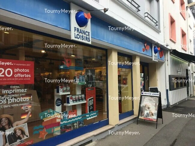 Plus de détails pour Local commercial à vendre