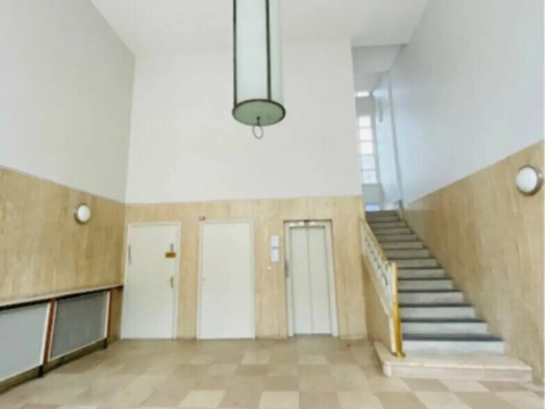 Bureau dans Le Havre à vendre - Photo de l’immeuble – Image 3 sur 3