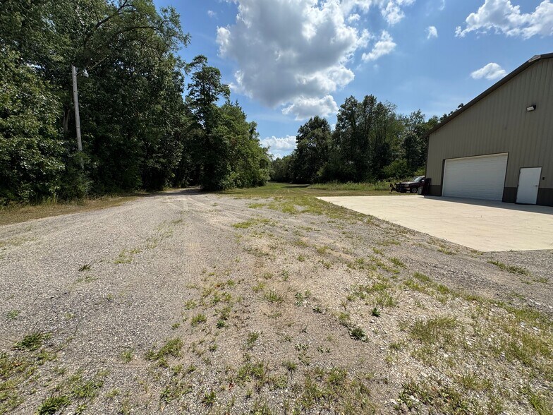 29151 County Road 108, Elkhart, IN à vendre - Photo de l’immeuble – Image 3 sur 20