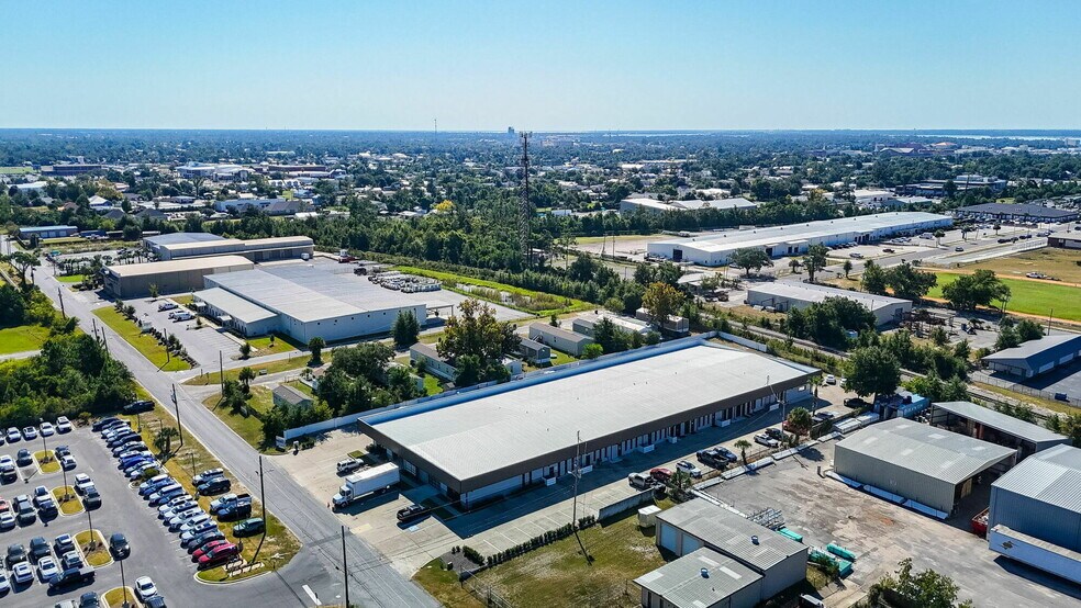 651 W 14th St, Panama City, FL à louer - Photo de l’immeuble – Image 2 sur 3