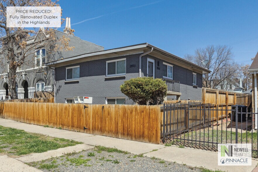 2551 W Caithness Pl, Denver, CO à vendre - Photo de l’immeuble – Image 1 sur 30