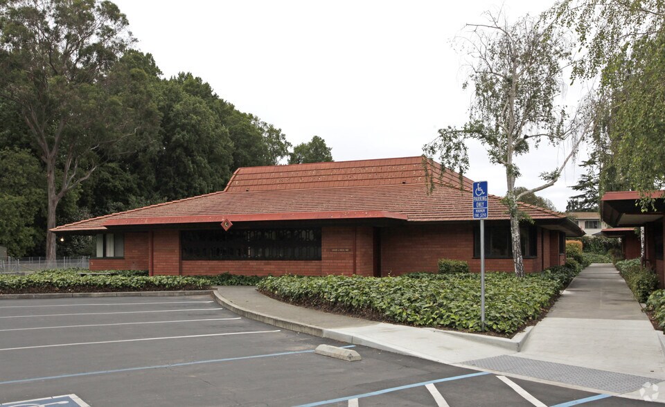 550 Water St, Santa Cruz, CA à vendre - Photo de l’immeuble – Image 2 sur 2
