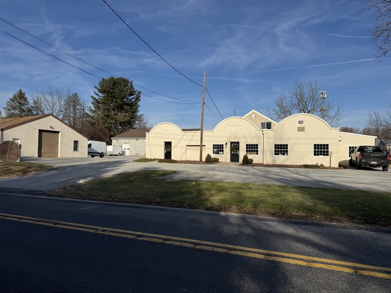 421 W Street Rd, Kennett Square, PA à vendre - Photo principale – Image 1 sur 9