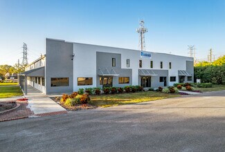 Plus de détails pour 5300 Ulmerton Rd, Clearwater, FL - Industriel/Logistique à vendre