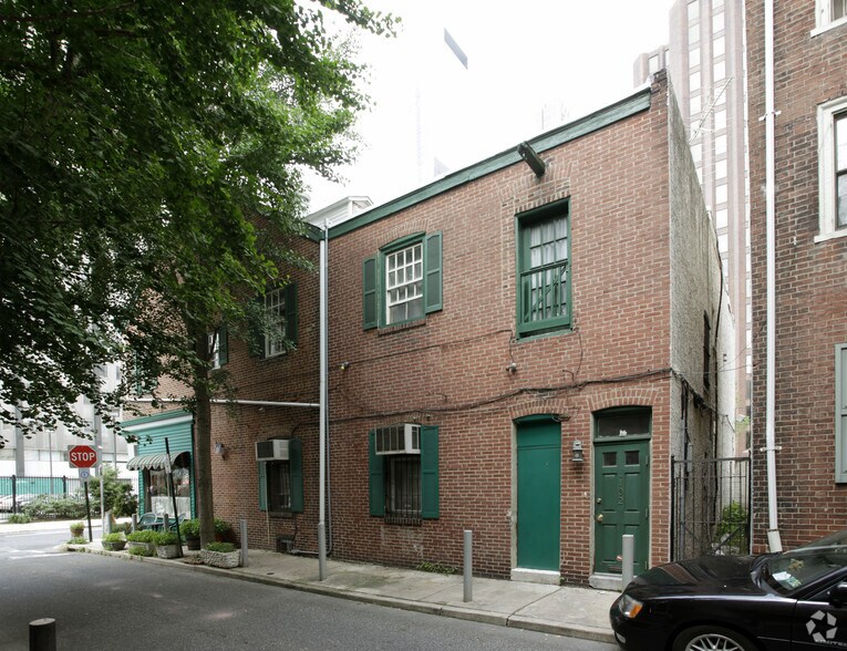 1531 Cherry St, Philadelphia, PA à louer - Photo de l’immeuble – Image 3 sur 6