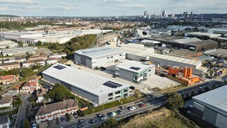 Plus de détails pour 156 Beddington Ln, Croydon - Industriel/Logistique à louer