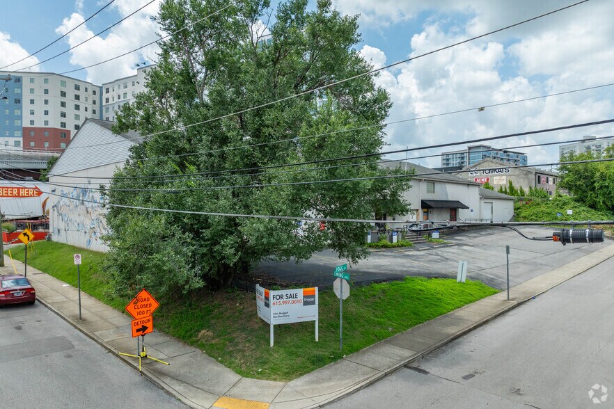 801 Ewing, Nashville, TN à vendre - Photo principale – Image 1 sur 4