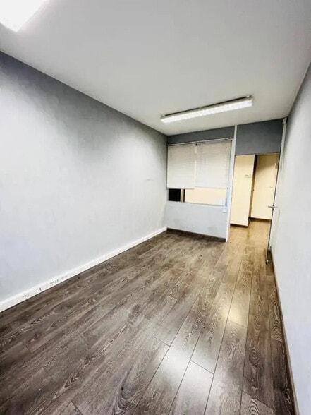 Bureau dans Vandoeuvre-les-Nancy à louer - Photo intérieure – Image 2 sur 7