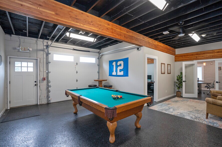 709 106th St S, Tacoma, WA à vendre - Photo de l’immeuble – Image 2 sur 35