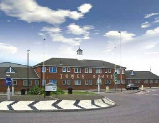 Plus de détails pour Tower Rd, Birkenhead - Bureau à louer