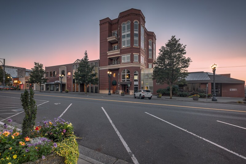 2910 Colby Ave, Everett, WA à louer - Photo de l’immeuble – Image 1 sur 4
