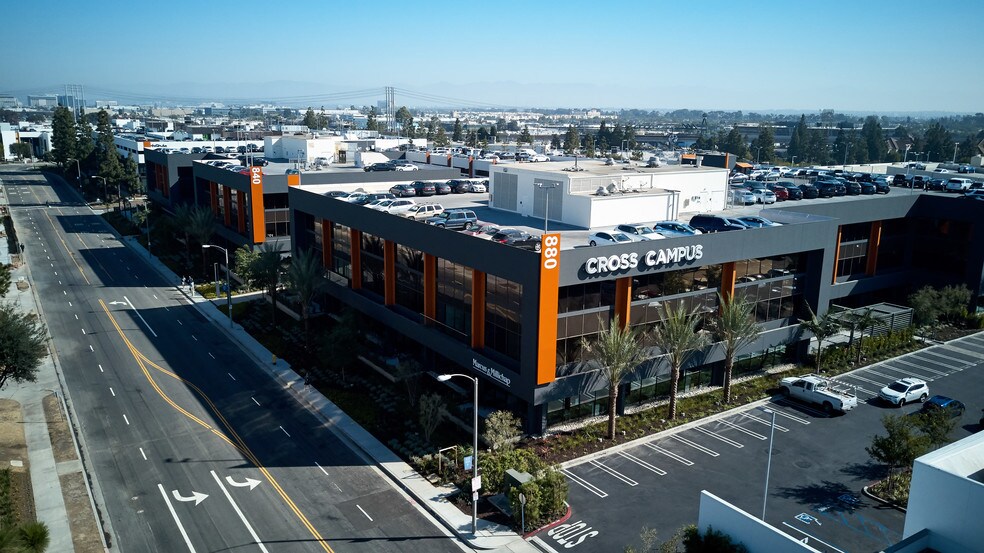 840 apollo St, El Segundo, CA à louer - Photo de l’immeuble – Image 3 sur 16