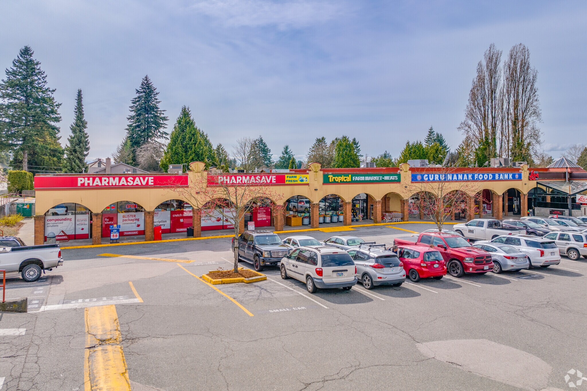 11148-11198 84 Ave, Delta, BC à louer Photo principale– Image 1 sur 4