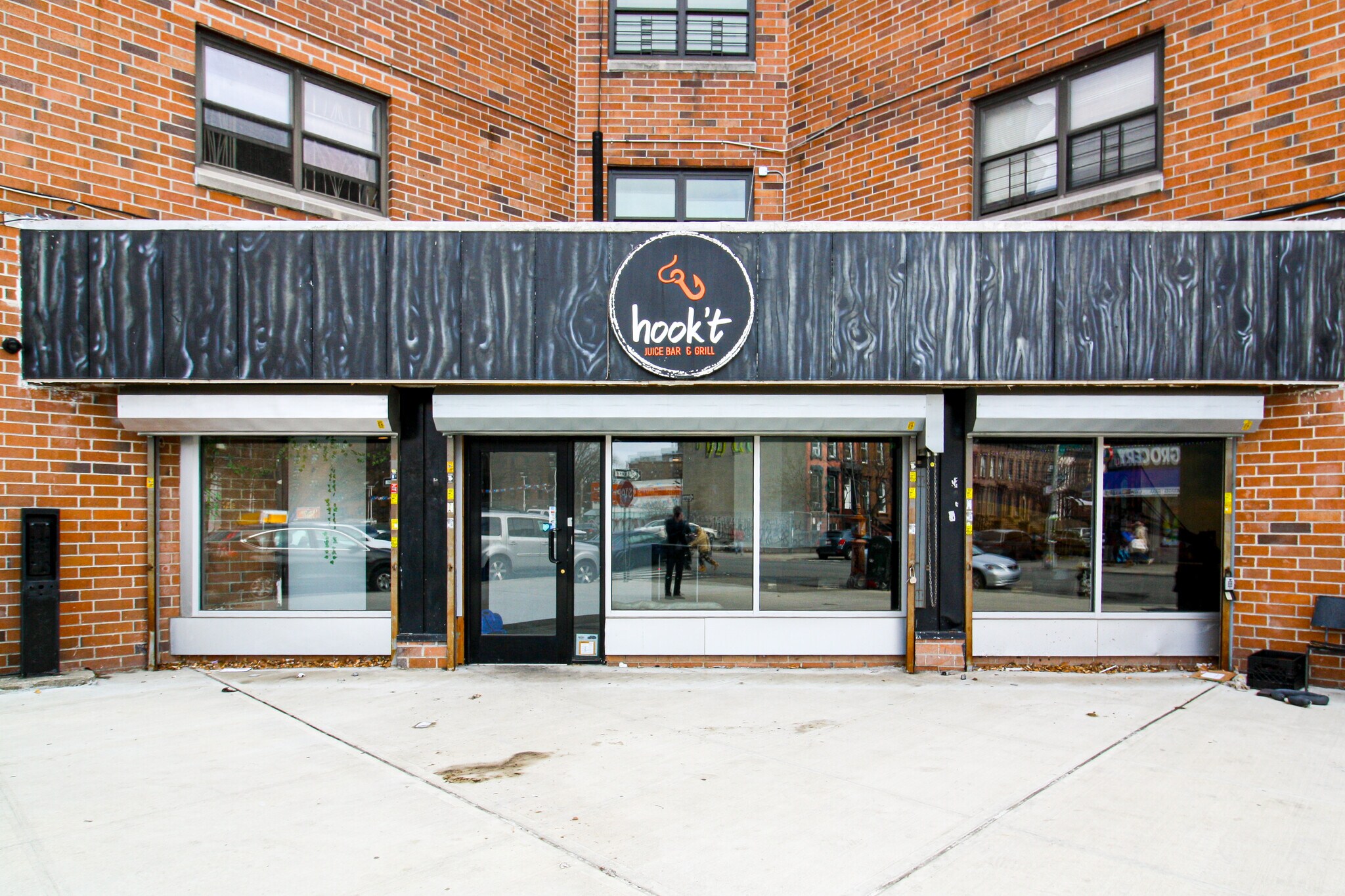 109 Marcus Garvey Blvd, Brooklyn, NY à louer Photo principale– Image 1 sur 5