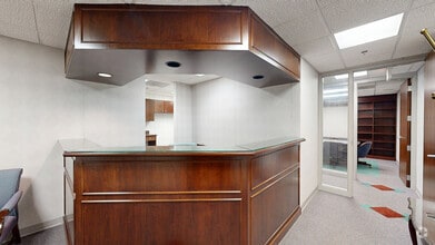 1749 S Naperville Rd, Wheaton, IL à louer Numérisation 3D Matterport– Image 1 sur 12