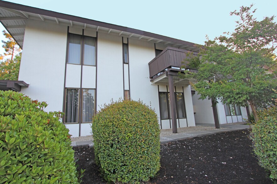146 Maricopa Ct, Pleasant Hill, CA à vendre - Photo de l’immeuble – Image 2 sur 6