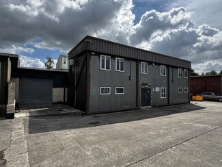 Plus de détails pour 10 Bennett Fields Trading Estate, Wincanton - Industriel/Logistique à louer