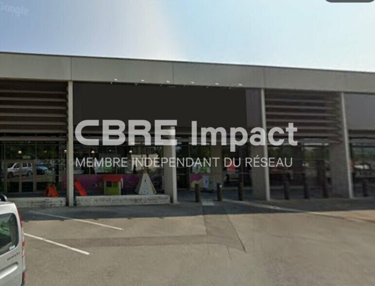 Local commercial dans Saint-Brice-Courcelles à louer - Photo de l’immeuble – Image 1 sur 1