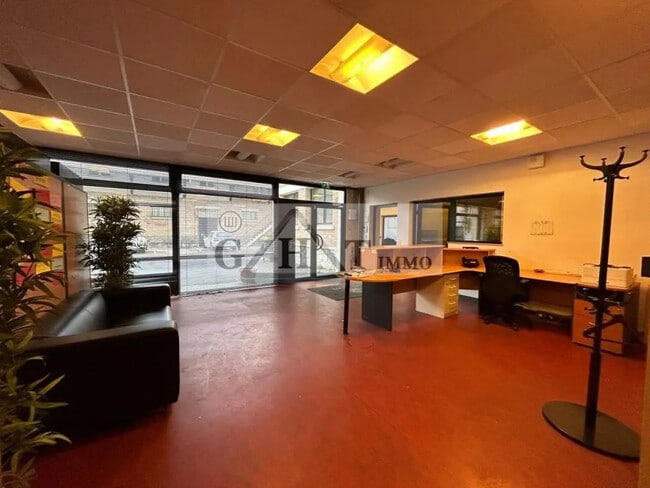 Plus de détails pour Bureau à louer