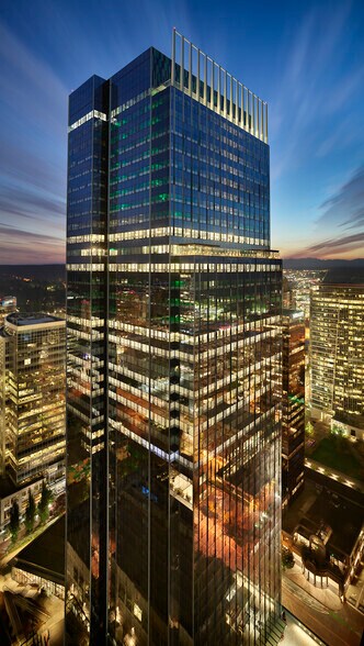 555 108th Ave NE, Bellevue, WA à louer - Photo de l’immeuble – Image 2 sur 7