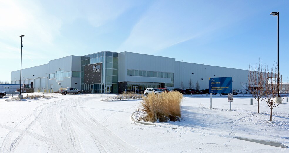 27671 108A Av NW, Acheson, AB à louer - Photo de l’immeuble – Image 1 sur 7