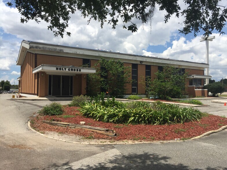 6612 Arlington Expy, Jacksonville, FL à louer - Photo de l’immeuble – Image 1 sur 37