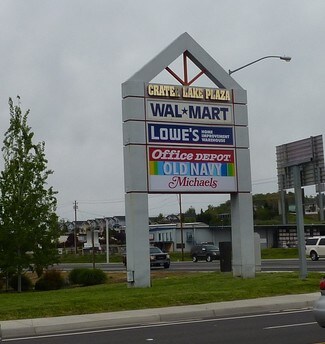Plus de détails pour 3200-3689 Crater Lake Ave, Medford, OR - Local commercial à louer