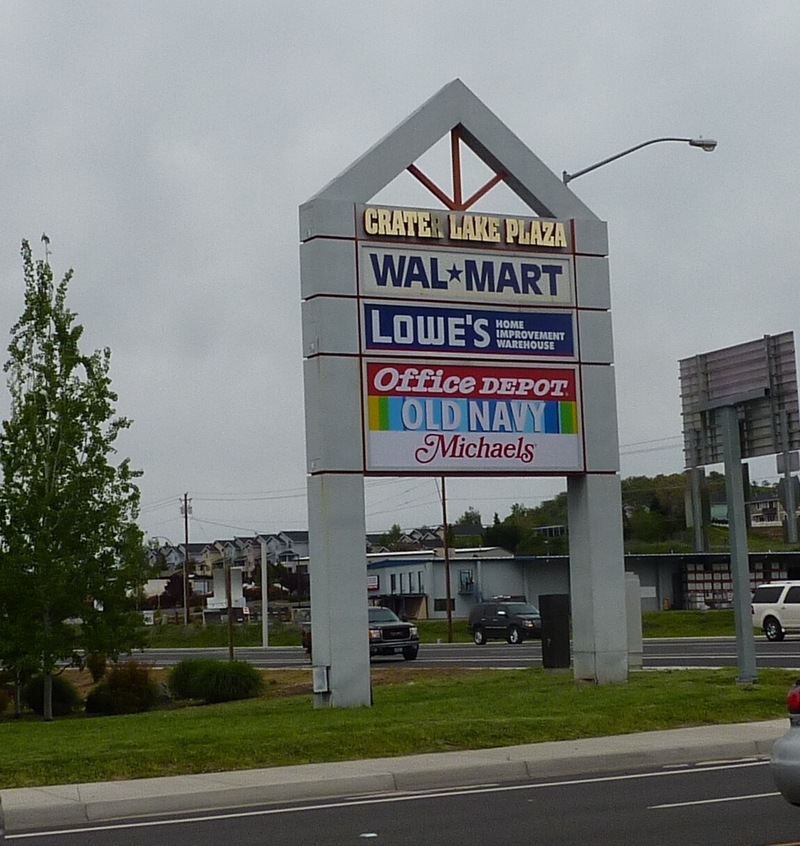 3200-3689 Crater Lake Ave, Medford, OR à louer Autre– Image 1 sur 7