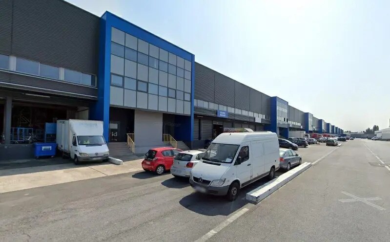 Industriel/Logistique dans Aulnay-sous-Bois à louer - Photo de l’immeuble – Image 3 sur 6