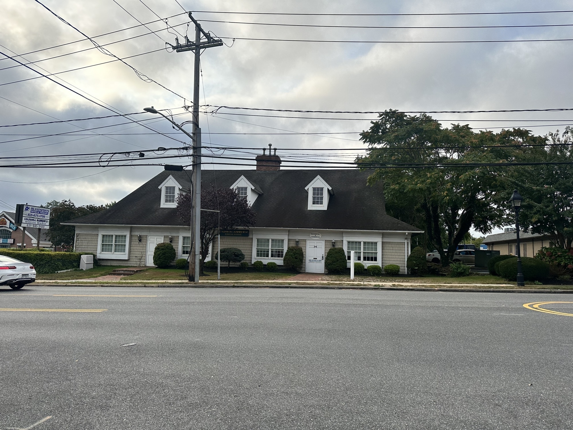 36 Route 25A, Setauket, NY à louer Photo de l’immeuble– Image 1 sur 10