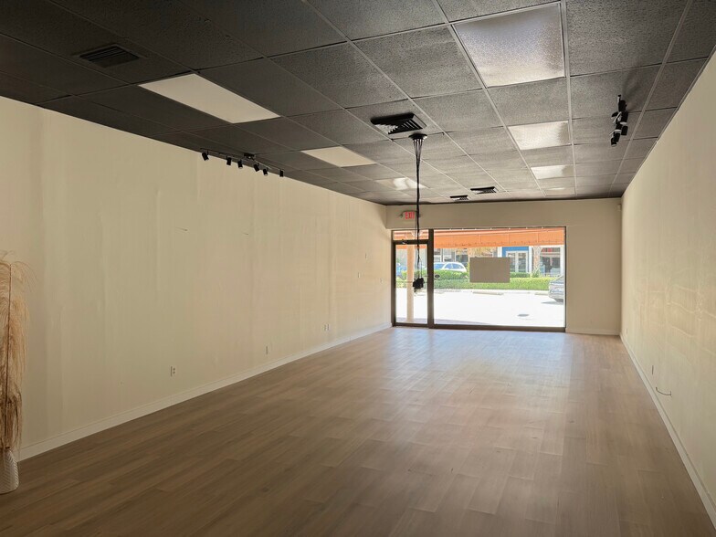 3330 NE 32nd St, Fort Lauderdale, FL à louer - Photo de l’immeuble – Image 2 sur 8