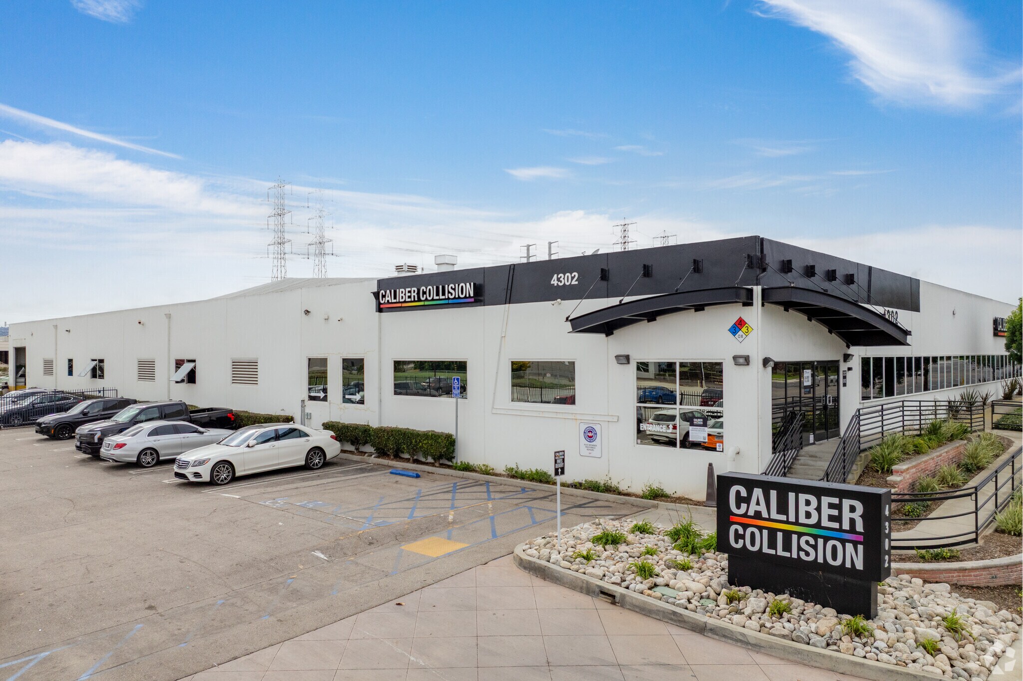 4302-4310 W 190th St, Torrance, CA à louer Photo principale– Image 1 sur 5