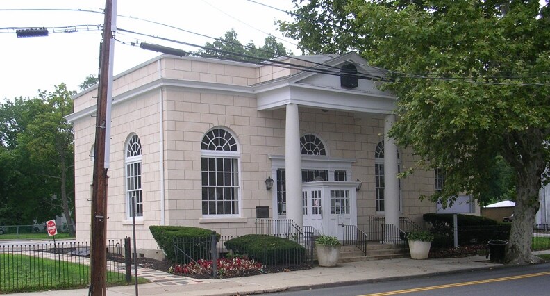 1149 Cooper St, Beverly, NJ à louer - Photo principale – Image 1 sur 3