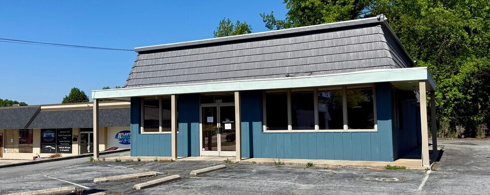1506 N Main St, High Point, NC à vendre - Photo principale – Image 1 sur 10