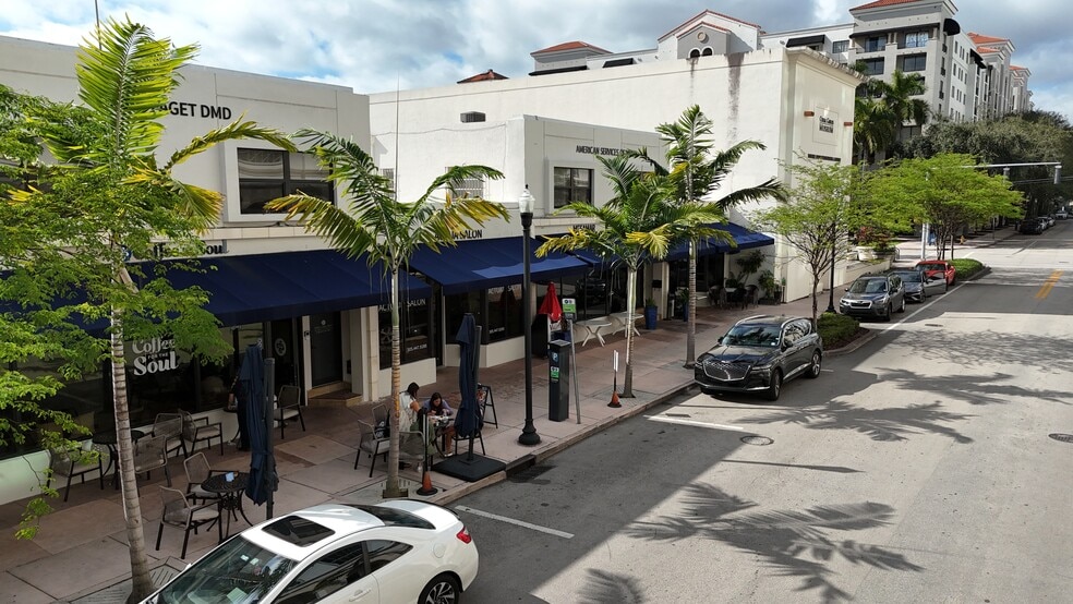 246 Giralda Ave, Coral Gables, FL à louer - Photo principale – Image 1 sur 8