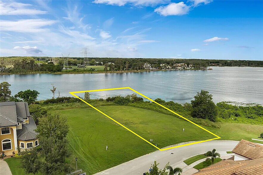 5727 Emerington Crescent, Orlando, FL à vendre - Aérien – Image 1 sur 15