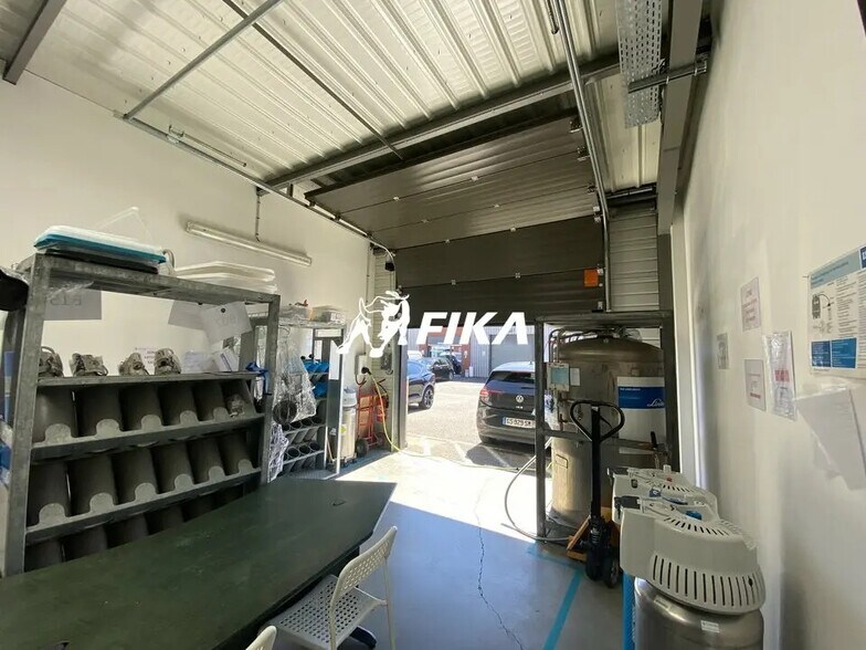 Local d’activités dans Montrabé à louer - Photo de l’immeuble – Image 2 sur 7