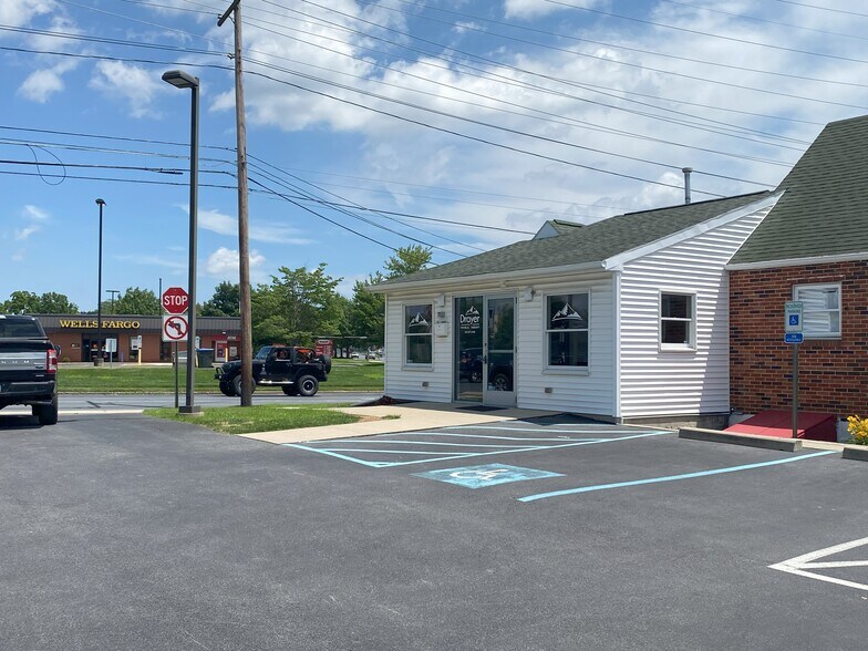 3103 W Emaus Ave, Allentown, PA à louer - Photo de l’immeuble – Image 3 sur 14