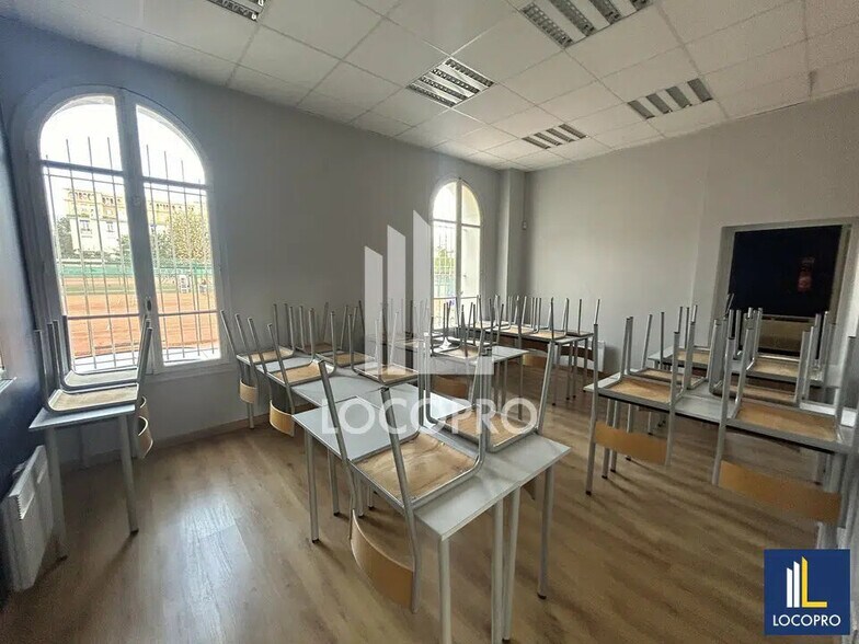 Bureau dans Nice à louer - Photo de l’immeuble – Image 3 sur 12