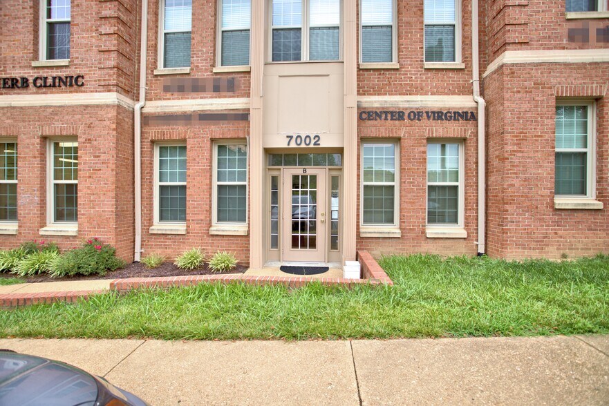 7002 Little River Tpke, Annandale, VA à louer - Photo de l’immeuble – Image 3 sur 14